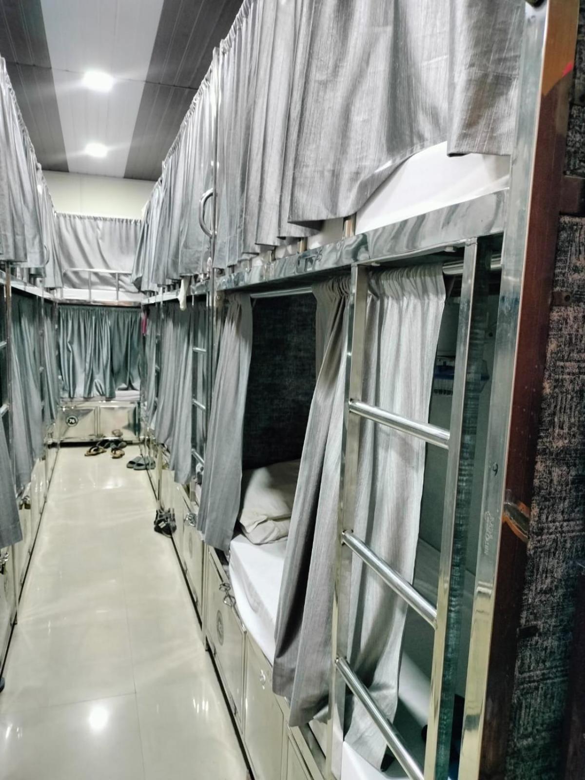 Star Dormitory مومباي المظهر الخارجي الصورة