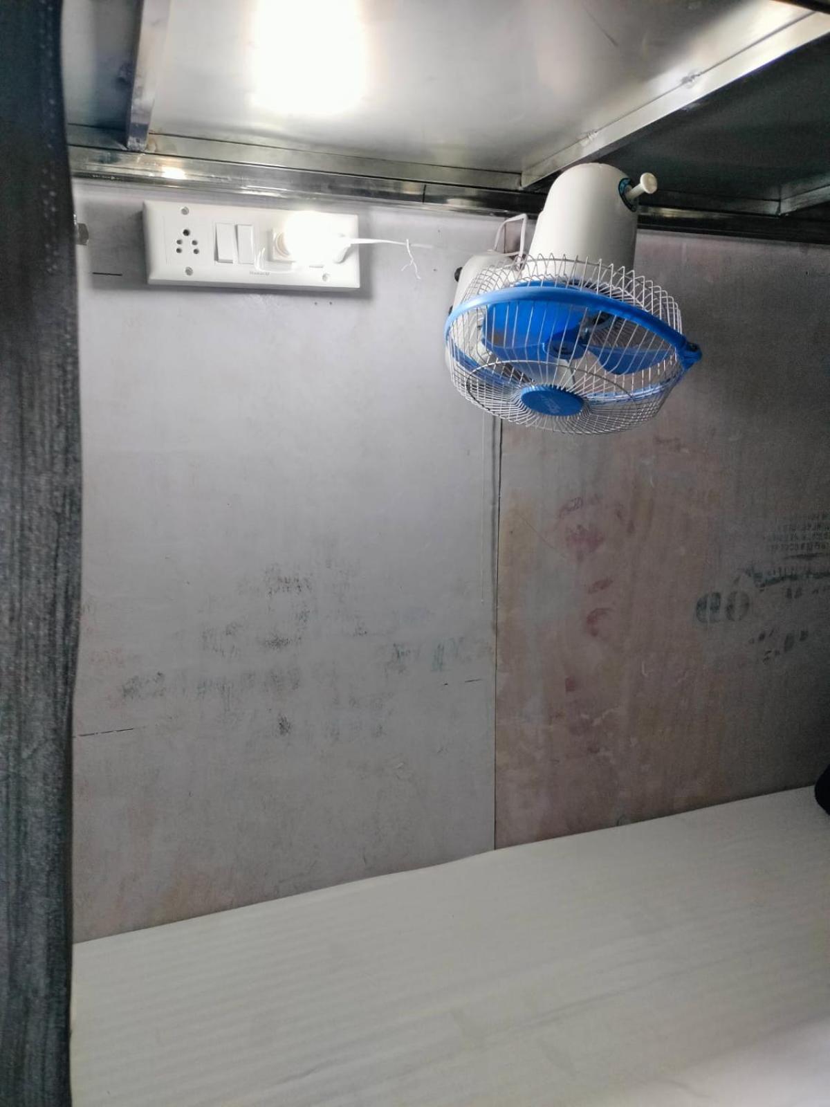 Star Dormitory مومباي المظهر الخارجي الصورة