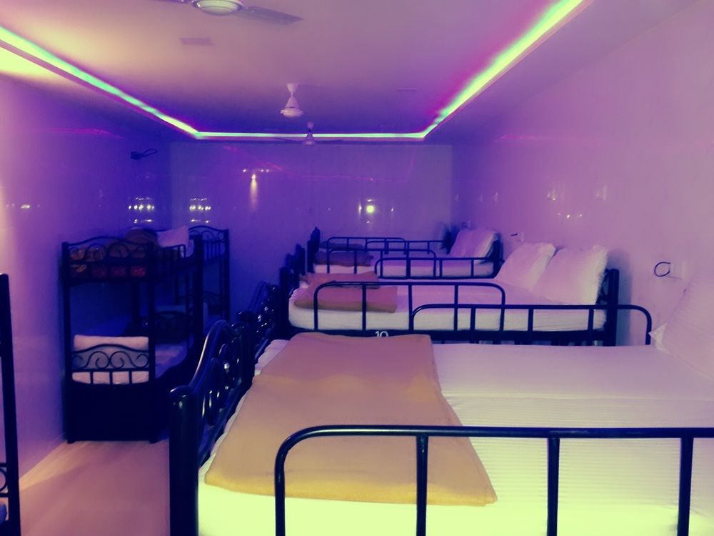 Star Dormitory مومباي المظهر الخارجي الصورة