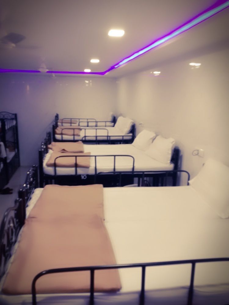 Star Dormitory مومباي المظهر الخارجي الصورة