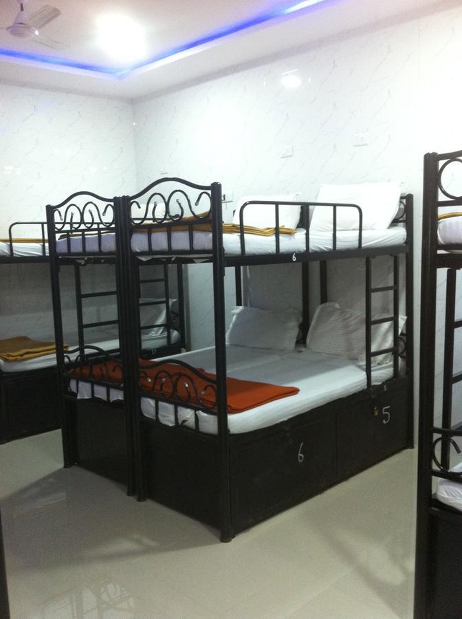 Star Dormitory مومباي المظهر الخارجي الصورة