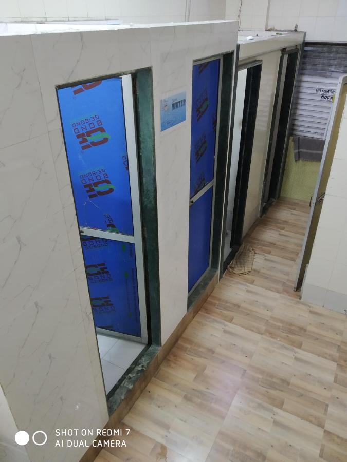 Star Dormitory مومباي المظهر الخارجي الصورة