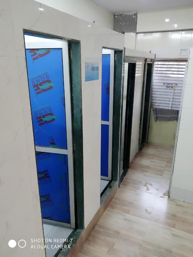 Star Dormitory مومباي المظهر الخارجي الصورة