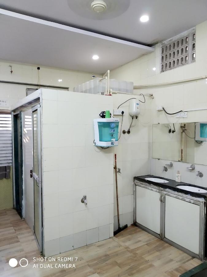 Star Dormitory مومباي المظهر الخارجي الصورة